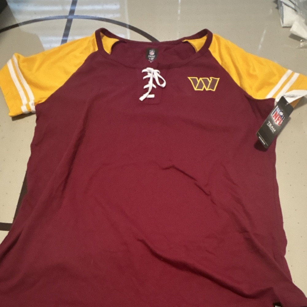 New Era Washington Commanders Shirt Women's XL Burgundy NFL Football